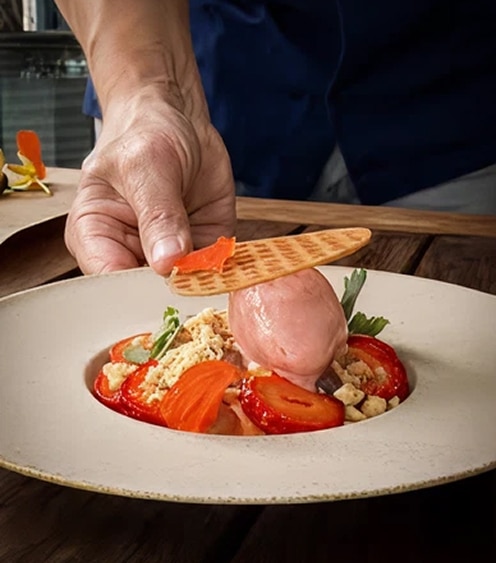 malo restaurant plated food